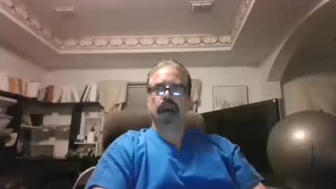 Snapshot of aladdin31673 chatting on October 15, 2:08 am aladdin31673 online show from October 15, 2:08 am