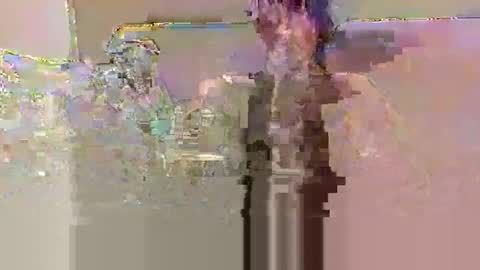 Tom online show from December 17, 1:18 am