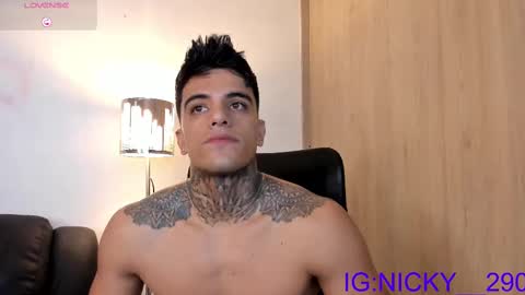 Snapshot of alan_morrys chatting on September 15, 2:03 am alan_morrys online show from September 15, 2:03 am