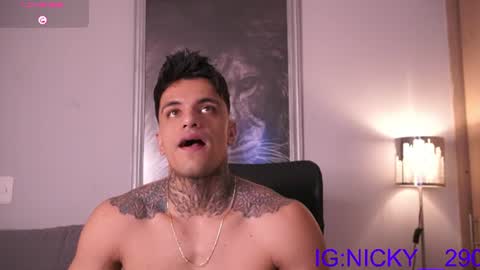alan_morrys online show from June 12, 1:59 am