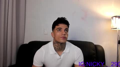 Snapshot of alan_morrys chatting on September 12, 12:43 am alan_morrys online show from September 12, 12:43 am