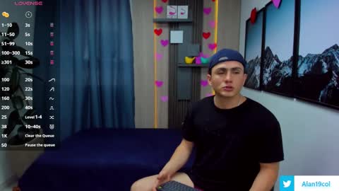 Snapshot of alan_nd_kevin chatting on February 21, 7:21 pm Alan Kevin can we reach 100 thumbs up please guys online show from February 21, 7:21 pm
