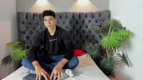 Alan online show from October 31, 12:30 pm