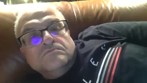 Snapshot of alankrieski1174 chatting on October 1, 5:55 am alankrieski1174 online show from October 1, 5:55 am