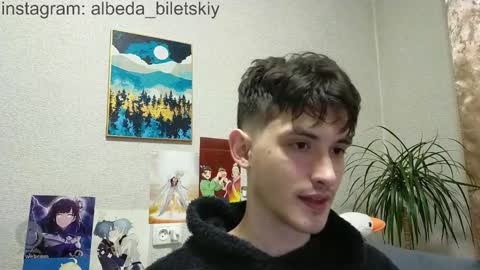 Snapshot of albeda22 chatting on February 18, 11:08 pm Albedo online show from February 18, 11:08 pm