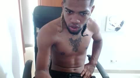 ale_squirt333 online show from February 15, 2:25 pm