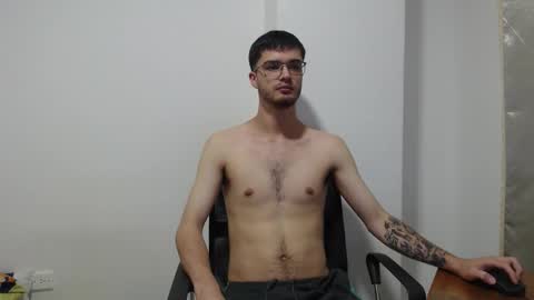 Snapshot of aleex_miller chatting on October 5, 2:59 am aleex_miller online show from October 5, 2:59 am