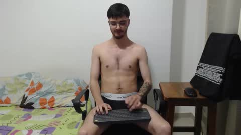 aleex_miller online show from November 19, 7:52 am