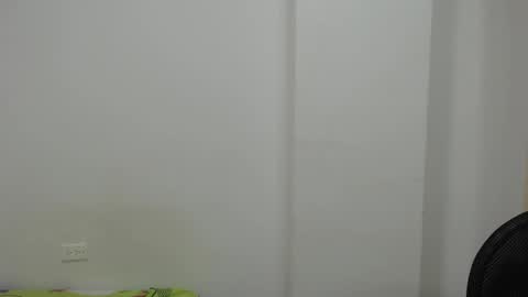 Snapshot of aleex_miller chatting on September 21, 7:19 am aleex_miller online show from September 21, 7:19 am