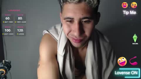 Snapshot of alejandrojf_00 chatting on December 21, 2:26 pm Daiki jack online show from December 21, 2:26 pm