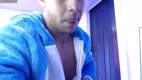 Snapshot of alejandrojf_00 chatting on January 6, 6:31 pm Daiki jack online show from January 6, 6:31 pm