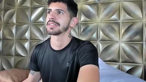 Snapshot of alejandrostorm chatting on October 12, 5:18 pm Alejo online show from October 12, 5:18 pm