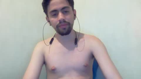 alejo_shy online show from December 19, 7:07 am