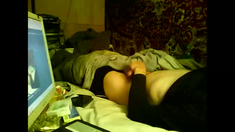 Snapshot of alekss4 chatting on December 15, 12:17 pm alekss4 online show from December 15, 12:17 pm