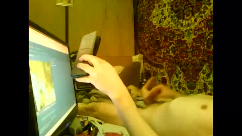 Snapshot of alekss4 chatting on January 14, 6:49 pm alekss4 online show from January 14, 6:49 pm