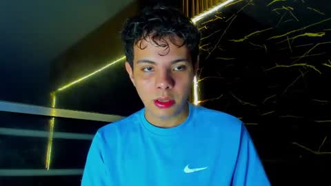 Alessandro online show from June 17, 3:41 am