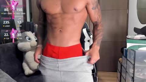 Alessandro Vanni online show from October 26, 1:40 am