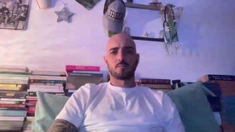 alessandromori91 online show from April 19, 11:07 pm