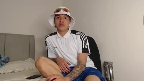 Owen online show from February 3, 2:53 am