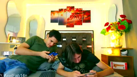 Snapshot of alex_and_fabian chatting on February 10, 6:45 pm sneider online show from February 10, 6:45 pm