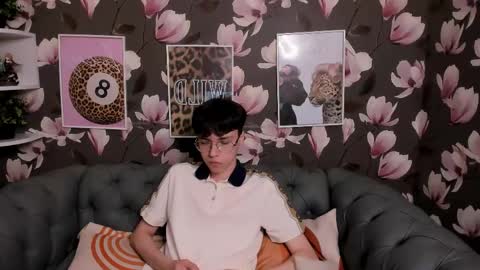 alex_bigls online show from May 20, 2:56 pm