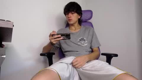 alex_connorr online show from January 17, 4:54 pm