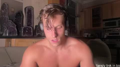 Alex Stone online show from July 30, 1:27 am