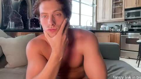 Alex Stone online show from July 28, 7:39 pm
