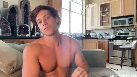 Alex Stone online show from July 25, 9:22 pm