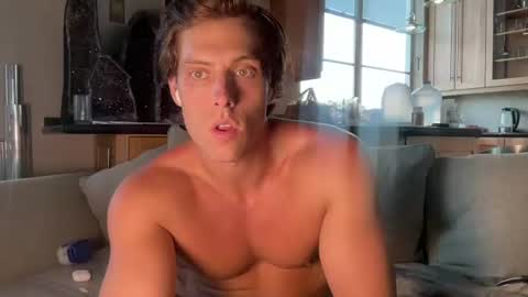 Alex Stone online show from July 8, 11:53 pm