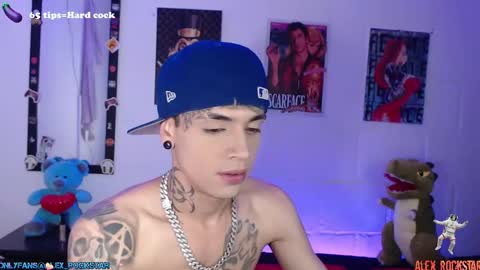 Snapshot of alex_rockstar chatting on February 17, 7:47 am online show from February 17, 7:47 am