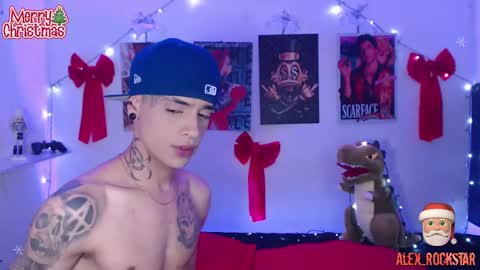 Snapshot of alex_rockstar chatting on December 11, 5:43 pm online show from December 11, 5:43 pm