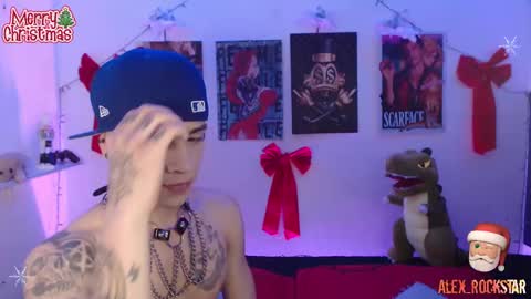 Snapshot of alex_rockstar chatting on December 22, 11:20 pm online show from December 22, 11:20 pm