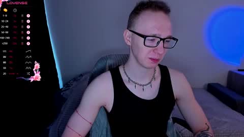 alex_silent online show from November 15, 9:22 am