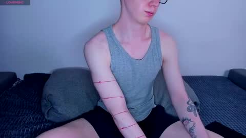 alex_silent online show from March 9, 7:57 am