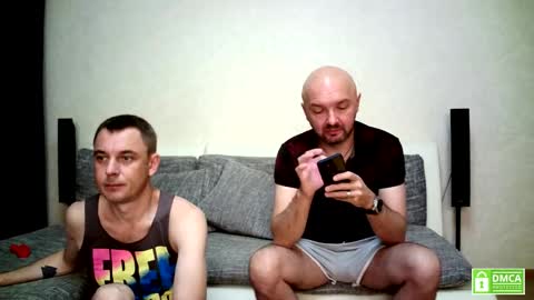 Snapshot of alex_tobey chatting on September 9, 4:23 am Alex and Tobey online show from September 9, 4:23 am