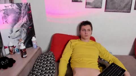 Snapshot of alex_wandhot chatting on January 8, 1:20 pm Alex WandHot online show from January 8, 1:20 pm