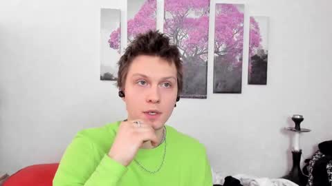Snapshot of alex_wandhot chatting on February 25, 6:25 am Alex WandHot online show from February 25, 6:25 am