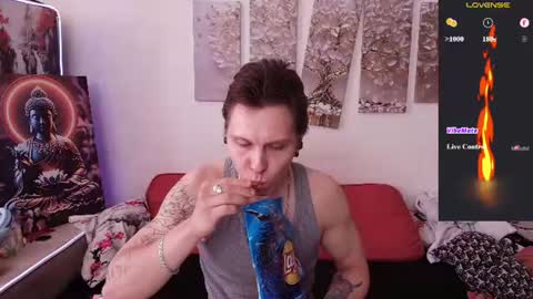 Alex WandHot online show from June 12, 9:07 am