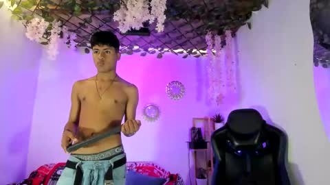 Snapshot of alexandluke1 chatting on October 4, 3:06 pm chicos hot online show from October 4, 3:06 pm