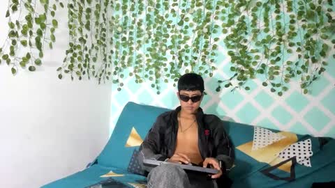 Snapshot of alexandluke1 chatting on September 29, 2:35 pm chicos hot online show from September 29, 2:35 pm