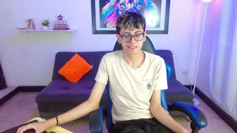 alex online show from April 22, 2:22 pm