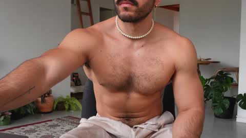 Alex Dimartino online show from December 11, 5:10 pm