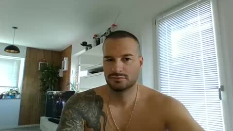 rey ale84 online show from November 20, 11:20 am