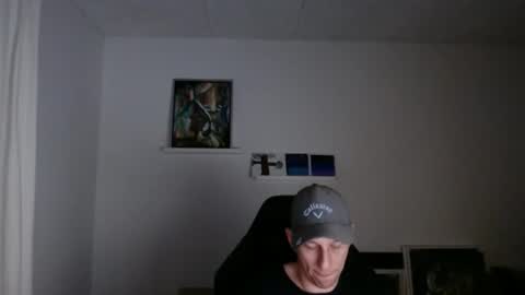 Snapshot of alexhunter4u chatting on January 26, 10:13 pm alexhunter4u online show from January 26, 10:13 pm