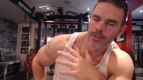 Alex online show from November 29, 7:05 pm