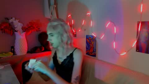 Snapshot of alexnaughty14 chatting on October 18, 9:58 am alexnaughty14 online show from October 18, 9:58 am
