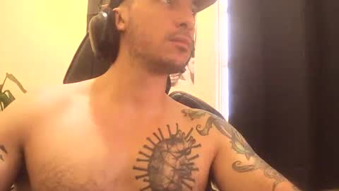 Alexxx online show from April 25, 11:35 pm