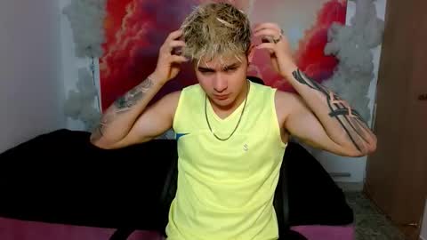 Alex online show from December 3, 7:20 pm