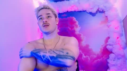 Alex online show from November 6, 7:17 pm